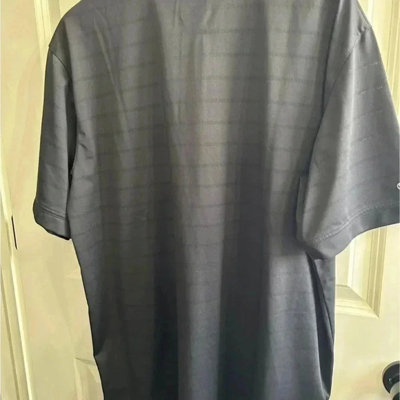 NWOT Callaway Golf Shirt size Large. Dark grey with pixel stripes. Short sleeve. - Picture 6 of 6